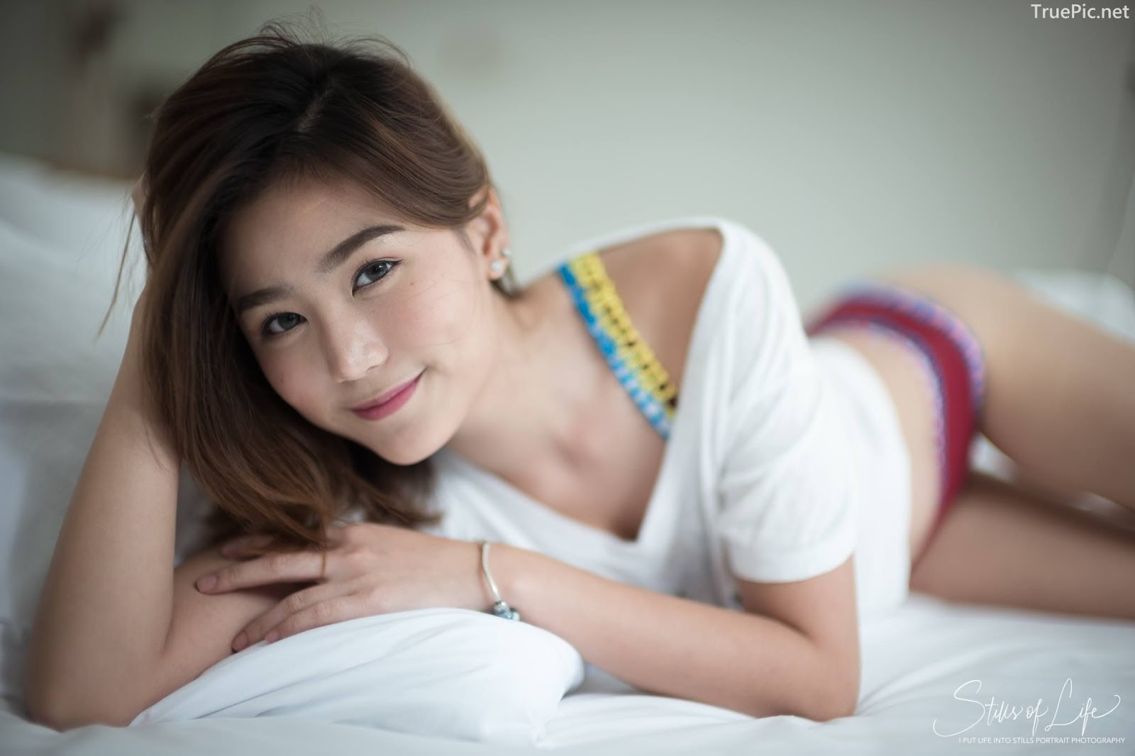 Thailand model - Pattaravadee Boonmeesup - Earn Red Swimsuit Thailand model - Pattaravadee Boonmeesup - Earn Red Swimsuit