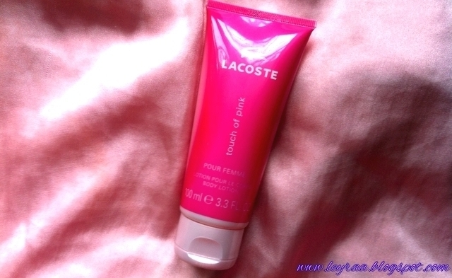 Lacoste, zestaw upominkowy - Touch of pink for her woda toaletowa 90 ml + mleczko do ciała 150 ml