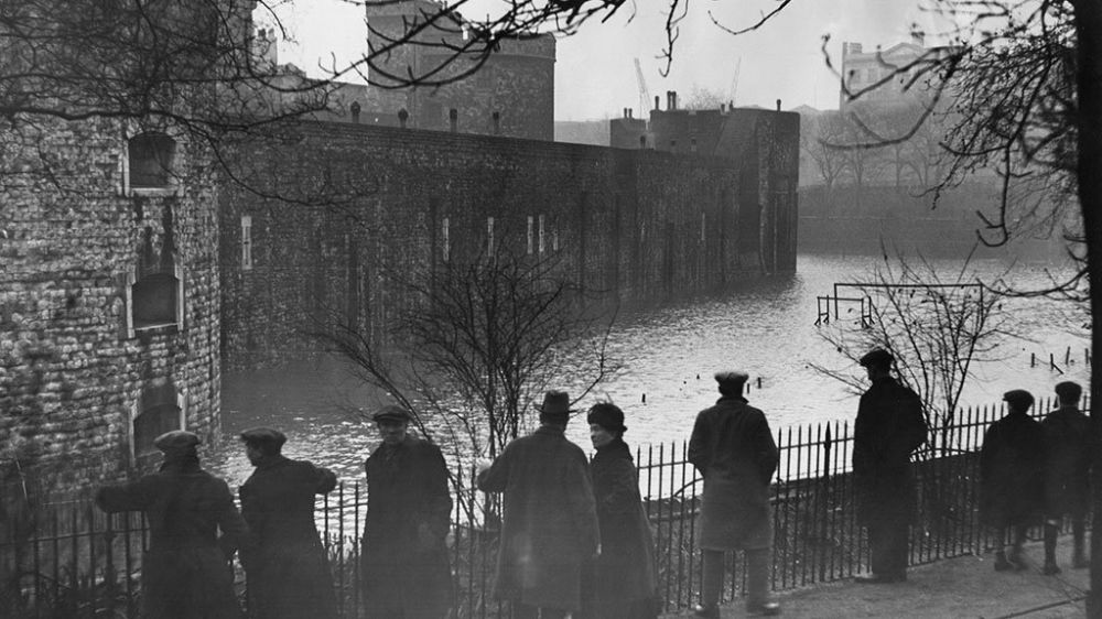 Historic Photographs From 1928 Thames Flood Vintage Everyday