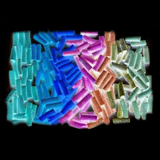 FUN KID PROJECT: Make glow-in-the-dark noodles for arts, crafts, and sensory play. This is awesome!