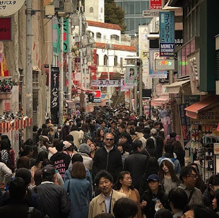 Ini dia 10 Momen Lucu Saat Turis Berada di Jepang Ini dia 10 Momen Lucu Saat Turis Berada di Jepang