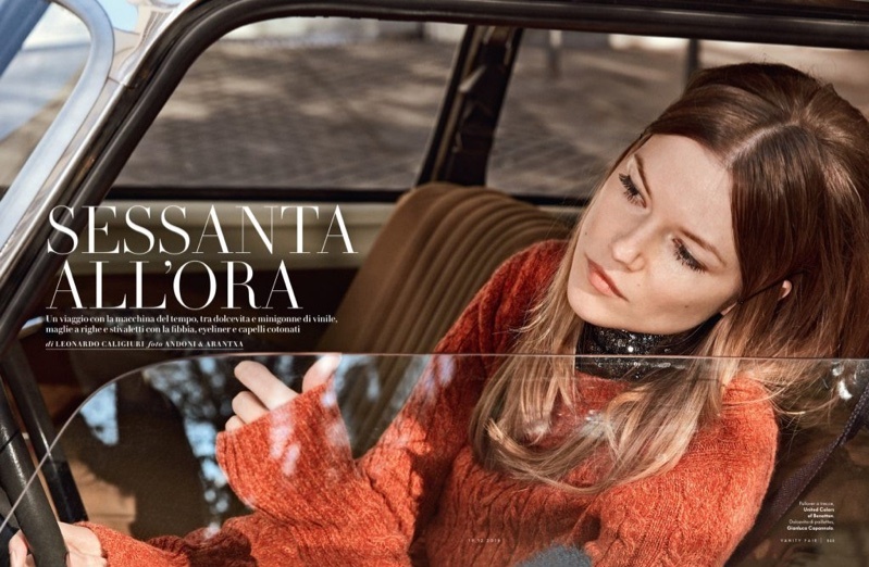 Hily Designs: Kasia Struss lleva diseños de moda de los años 60 para