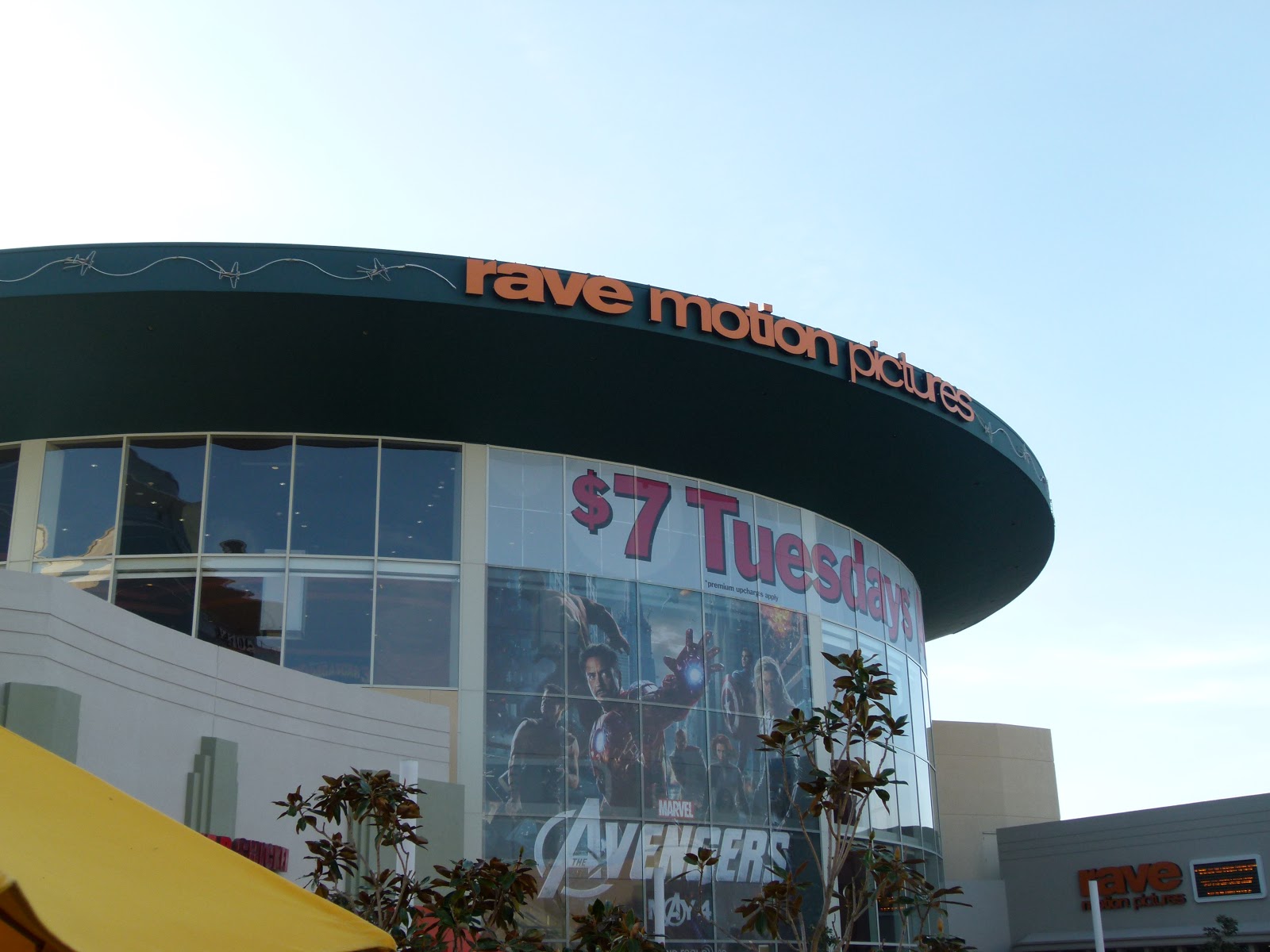 Things To Do In Los Angeles Rave 18+ One of the Finest Movie Theaters