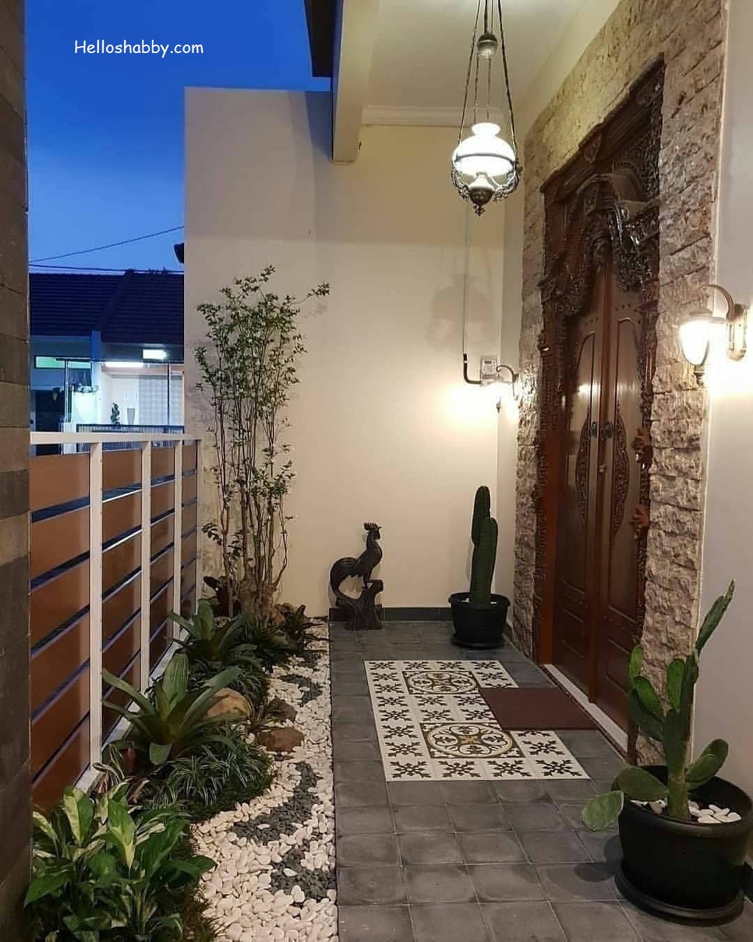 Teras ukuran 2 Meter, Meski Sempit Tetap Eye Catching Kecil dan Menarik