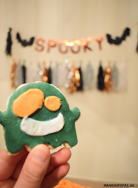 A FABULOUS HALLOWEEN PARTY Cookie Cutter Hub