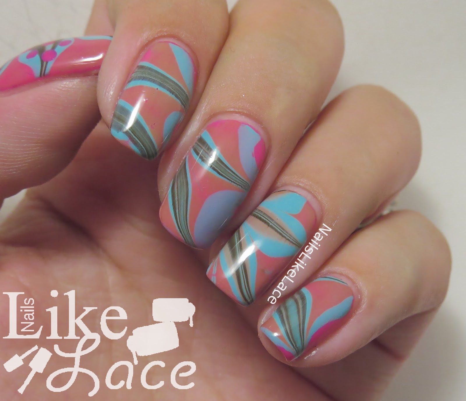 NailsLikeLace: Twinsie Tuesday - Polish Roulette + Starfish Watermarble