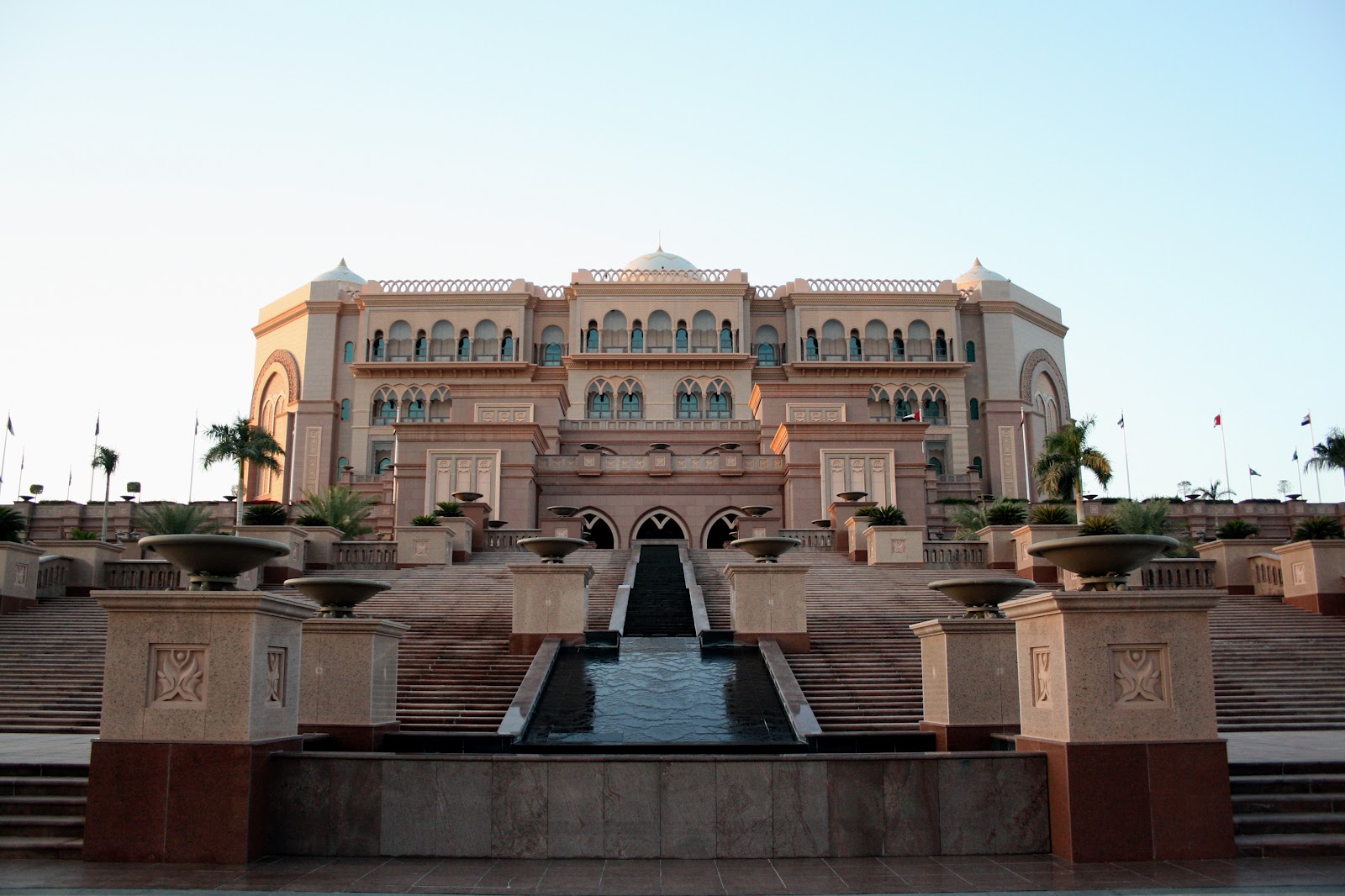 Bint Sururi The Wow Factor of Abu Dhabi Emirates Palace