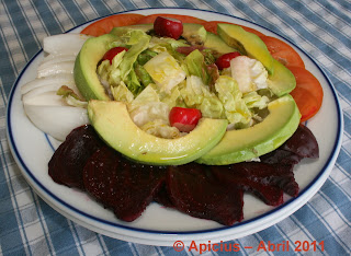  727º Menú, Col china estofada con <strong>longaniza</strong> y butifarra, pescado, ensalada y fruta 