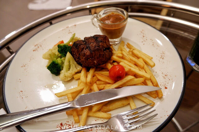 Tenderloin Steak with French Fries Ibis Styles Jakarta Sunter