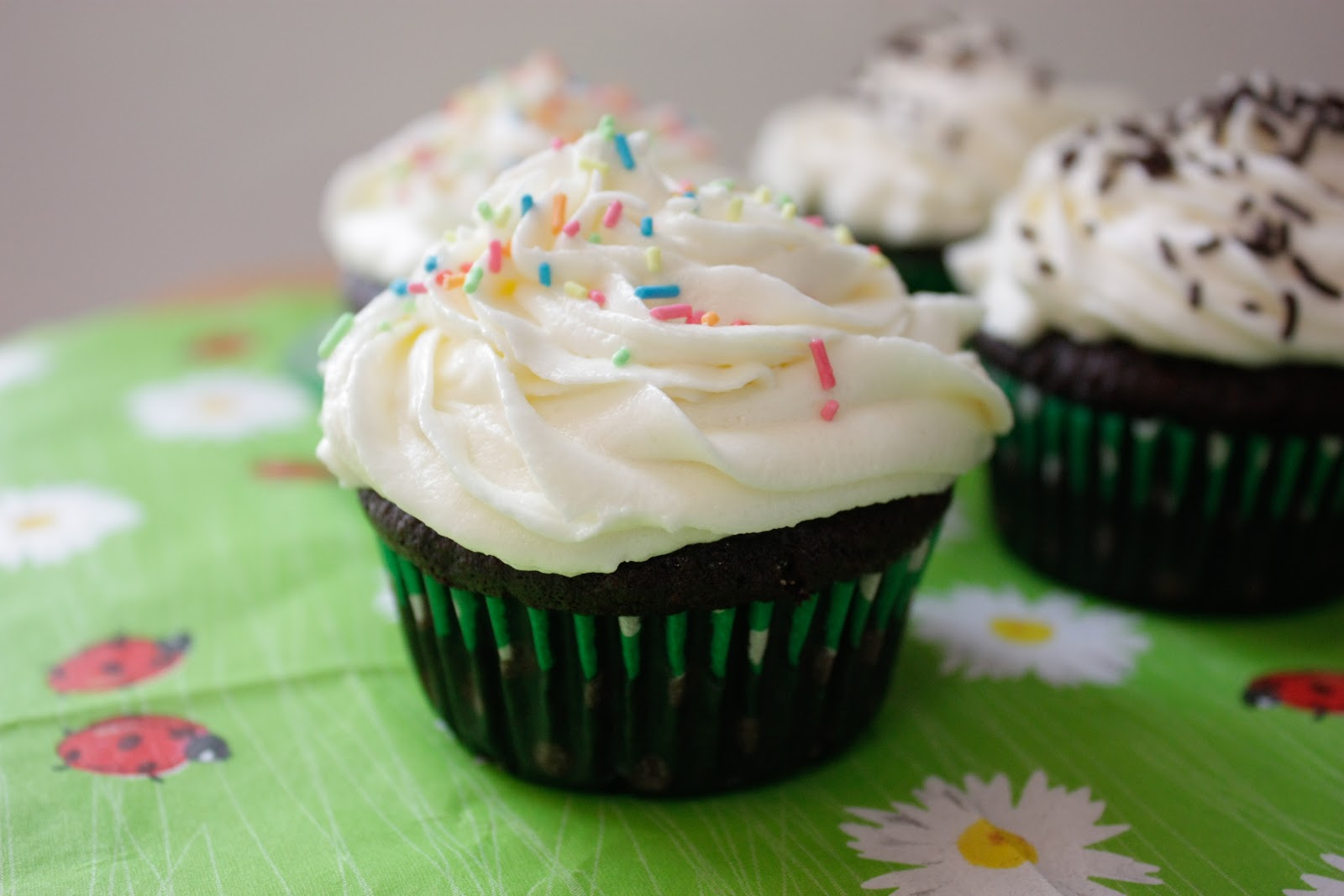 Ya estás en mi cocina Cupcakes chocolate y frosting vegano de