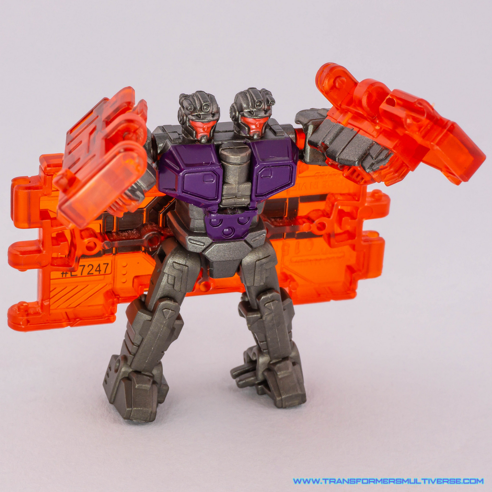 Transformers Earthrise Doublecrosser robot mode
