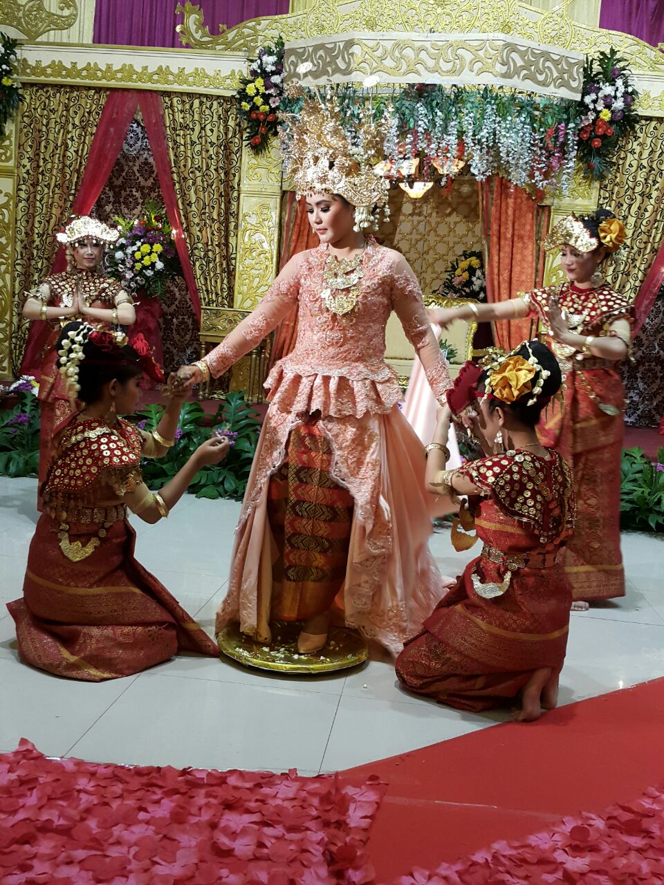 Lya s Journey Pernikahan Adat Palembang