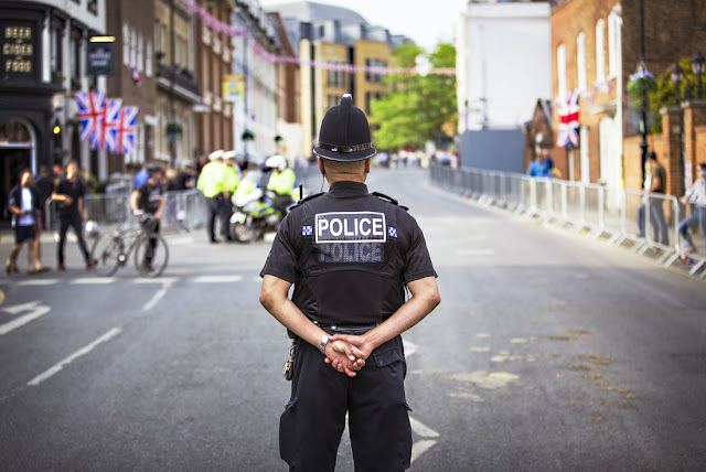 polisi polisi