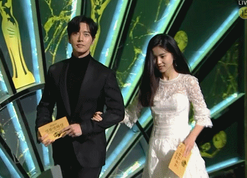 청룡영화제 박해진 김태리.gif | 인스티즈