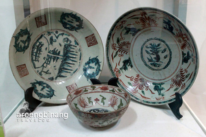 piring mangkuk sancai eropa cap majaphit museum seni rupa dan keramik jakarta