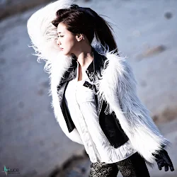 Kim Ha Yul Outdoor Foto 9