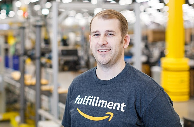 Amazon A To Z Employee 4 Amazon A To Z Employee 4