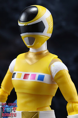 Power Rangers Lightning Collection In Space Yellow Ranger 01