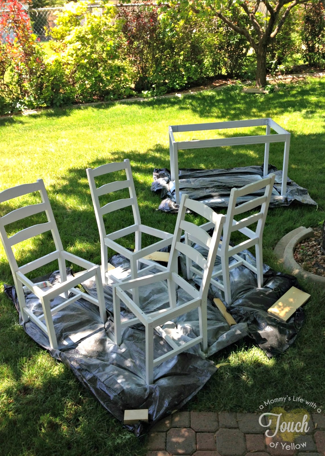 A mommy's life...with a touch of YELLOW Painting Wood Furniture