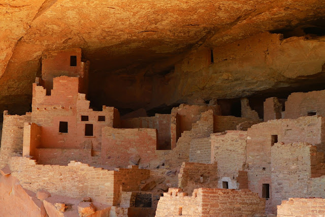 Mesa Verde Pueblos