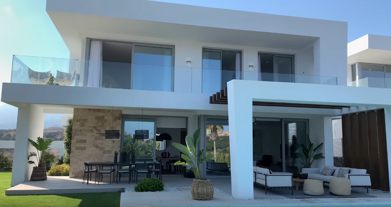 25 Photos vs. Brand New Modern Luxury Villa in Marbella, Spain | Villa Tour | What does €1.5m gets you in Marbella - Luxury Home & Interior Design Tour 25 Photos vs. Brand New Modern Luxury Villa in Marbella, Spain | Villa Tour | What does €1.5m gets you in Marbella - Luxury Home & Interior Design Tour