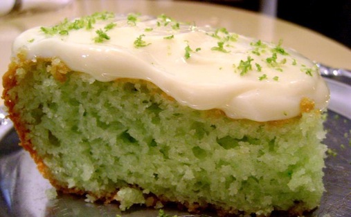 Bolo de Limão Com Iogurte e gelatina Bolo de Limão Com Iogurte e gelatina