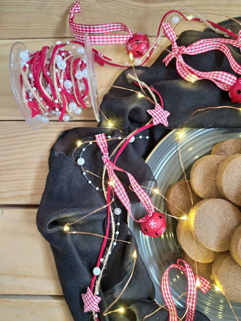 Mantecados caseros de canela. Receta tradicional navideña. Postre navidad, manteca, canela, de casa, horno, fácil, Cuca