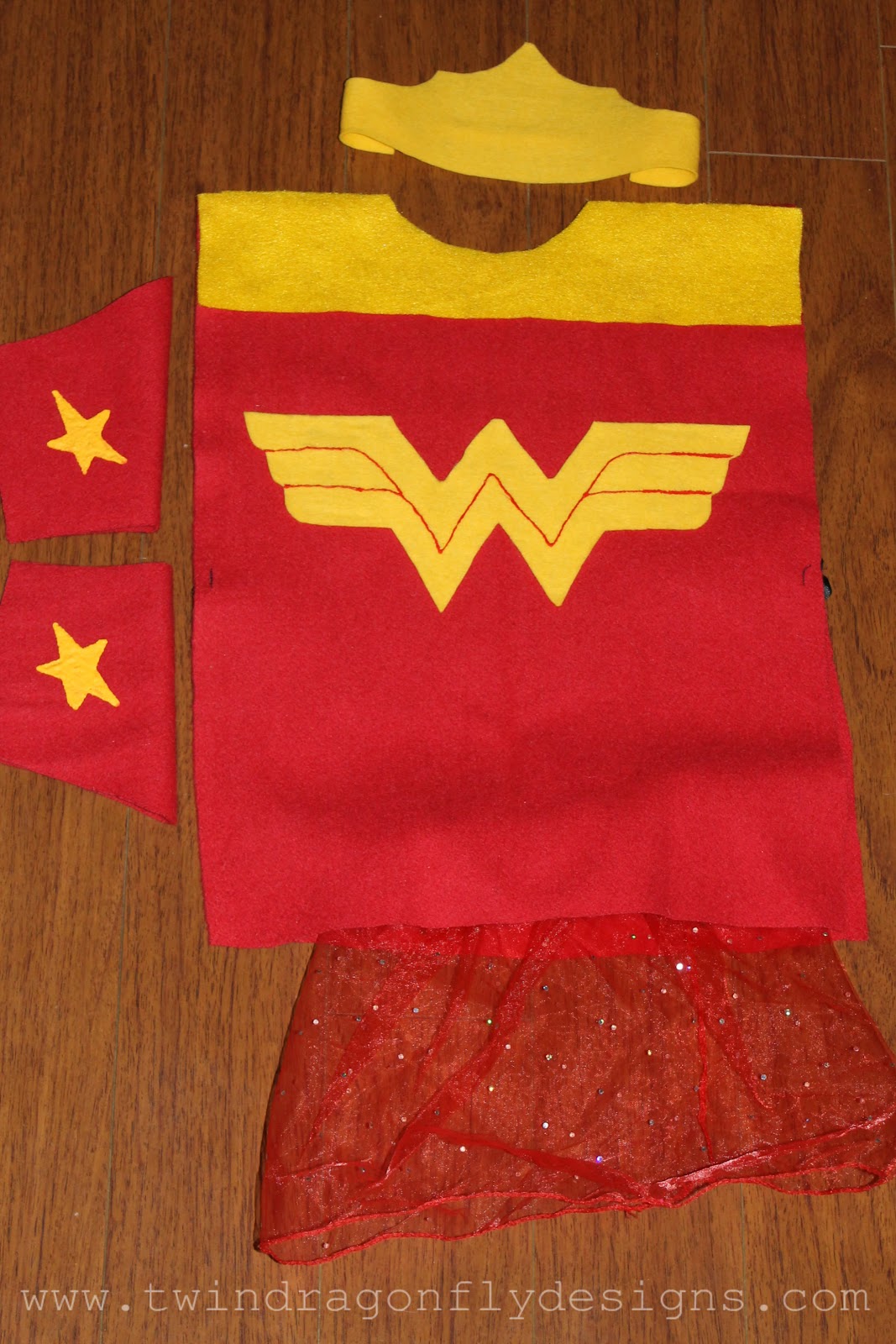 A Couple Of Last Minute Superhero Costumes Homemade Heather