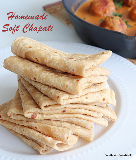 Sandhiya's Cookbook Homemade Soft Chapati How to make Soft Roti