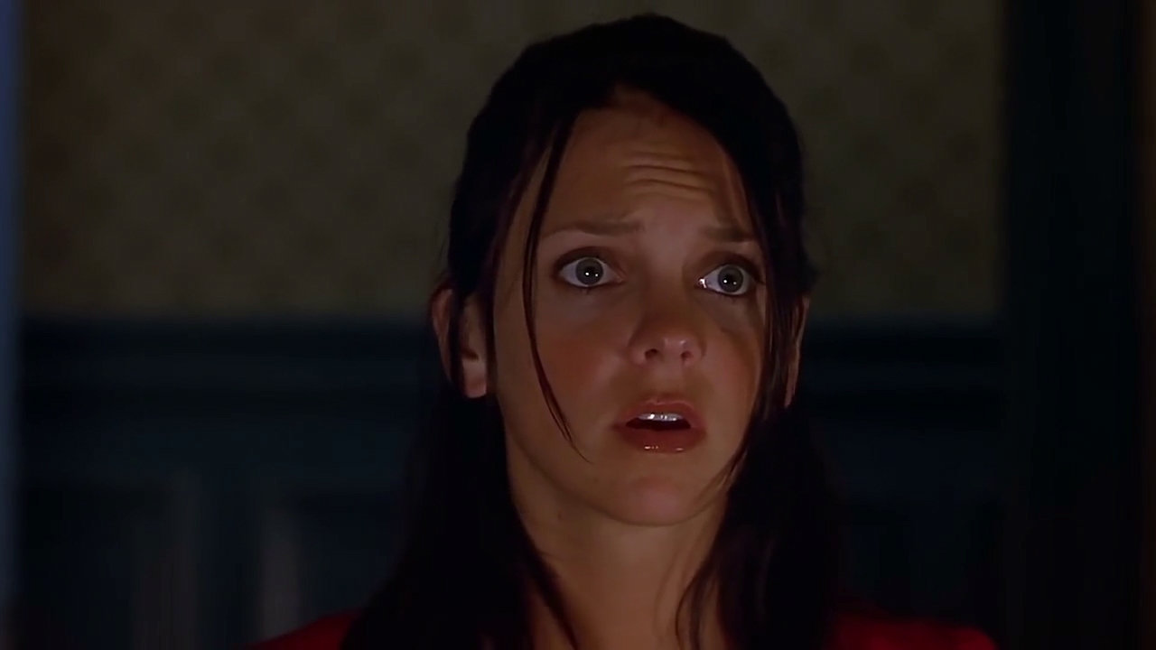 Scary Movie 2 2001 free download mp4 movies [Dual Audio] [Hindi+English