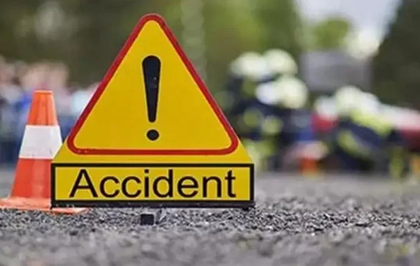 Kollam, News, Kerala, Accident, Accidental Death, Injured, Woman, Auto Driver, Two death in kollam road accident
