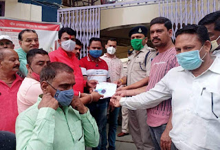 प्रधानमंत्री मोदी के विरुद्ध अपशब्दों का प्रयोग करने वाले युवक के विरुद्ध भाजपा कार्यकर्ताओं ने सौपा ज्ञापन