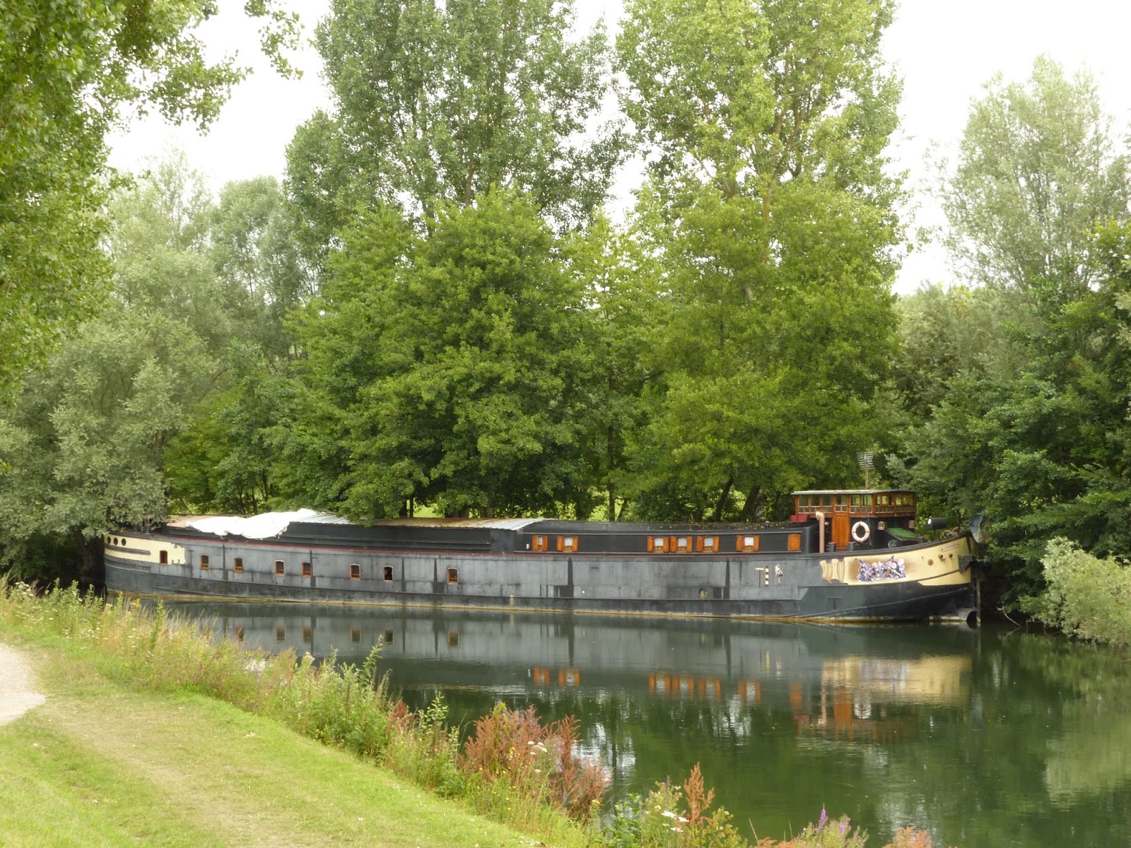 Mémoires de voyages EaucourtsurSomme Le Moulin et la Somme