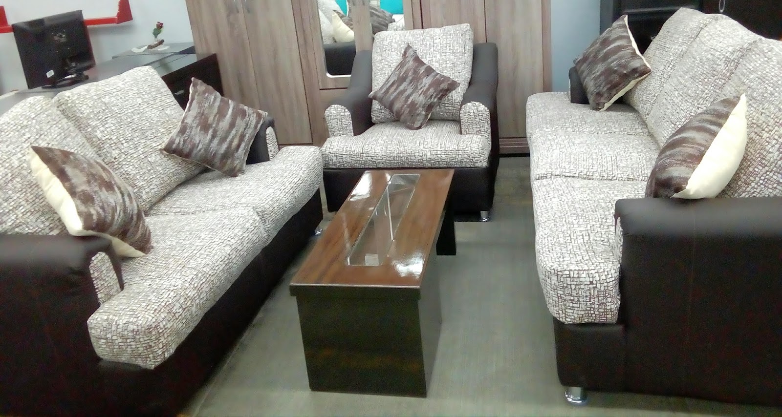 SALAS 321 TELA Y VINIPIEL