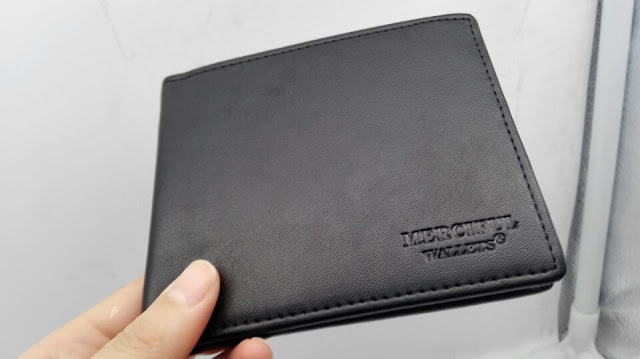 Merciful black Bifold wallet purse man/woman Credit card Chip RFID hacking protection function 