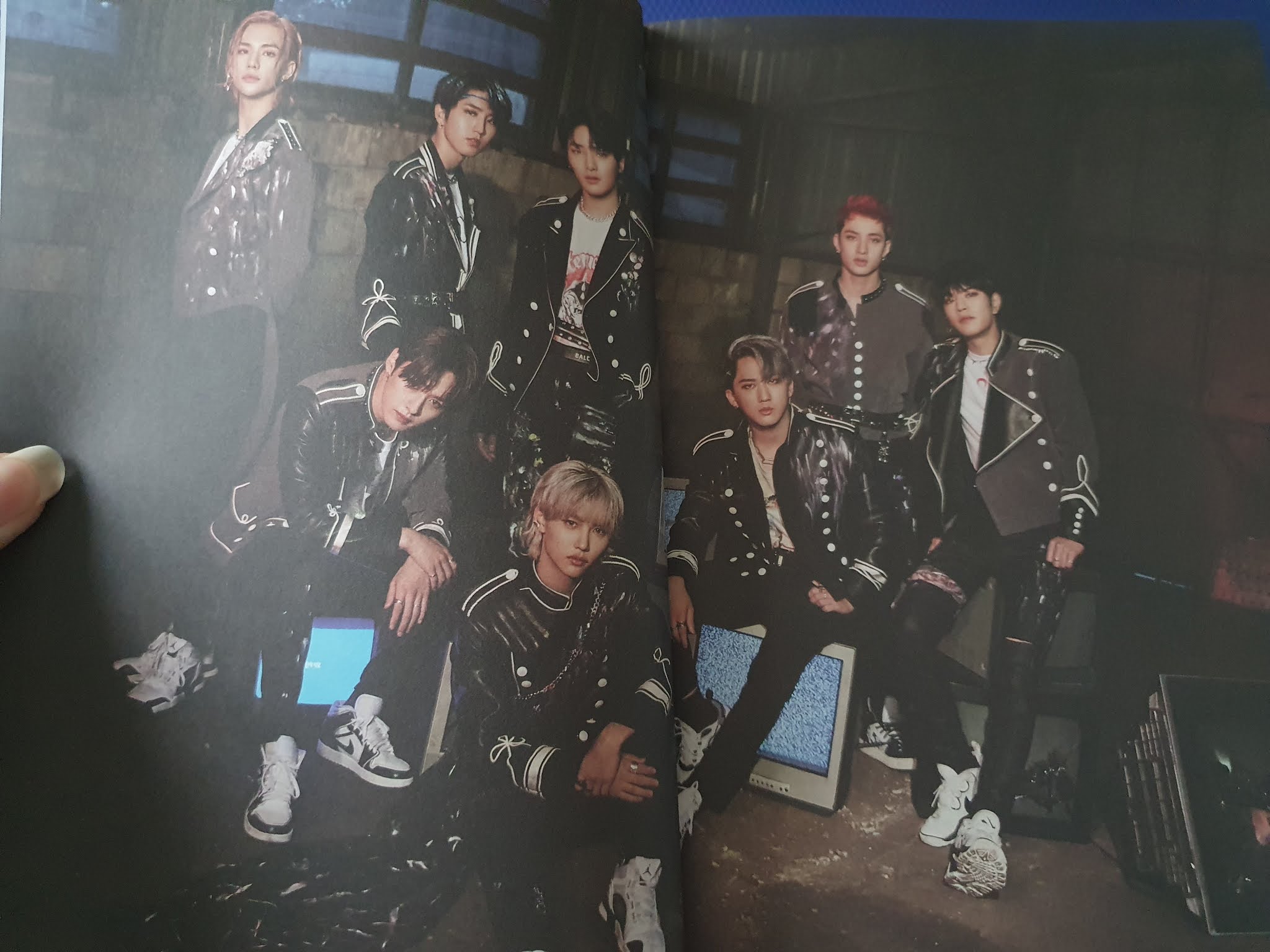 Manga and Anime Maniac: Stray Kids - IN生(IN LIFE)