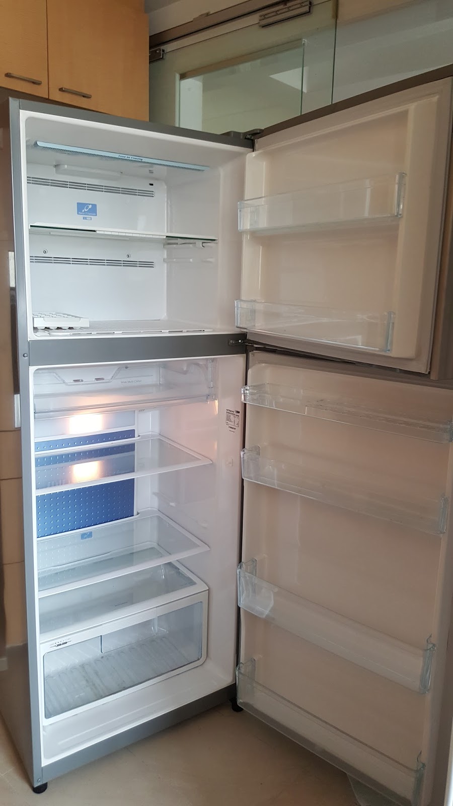 Fridge repair Refrigerator repair Singapore Hitachi Fridge Repair