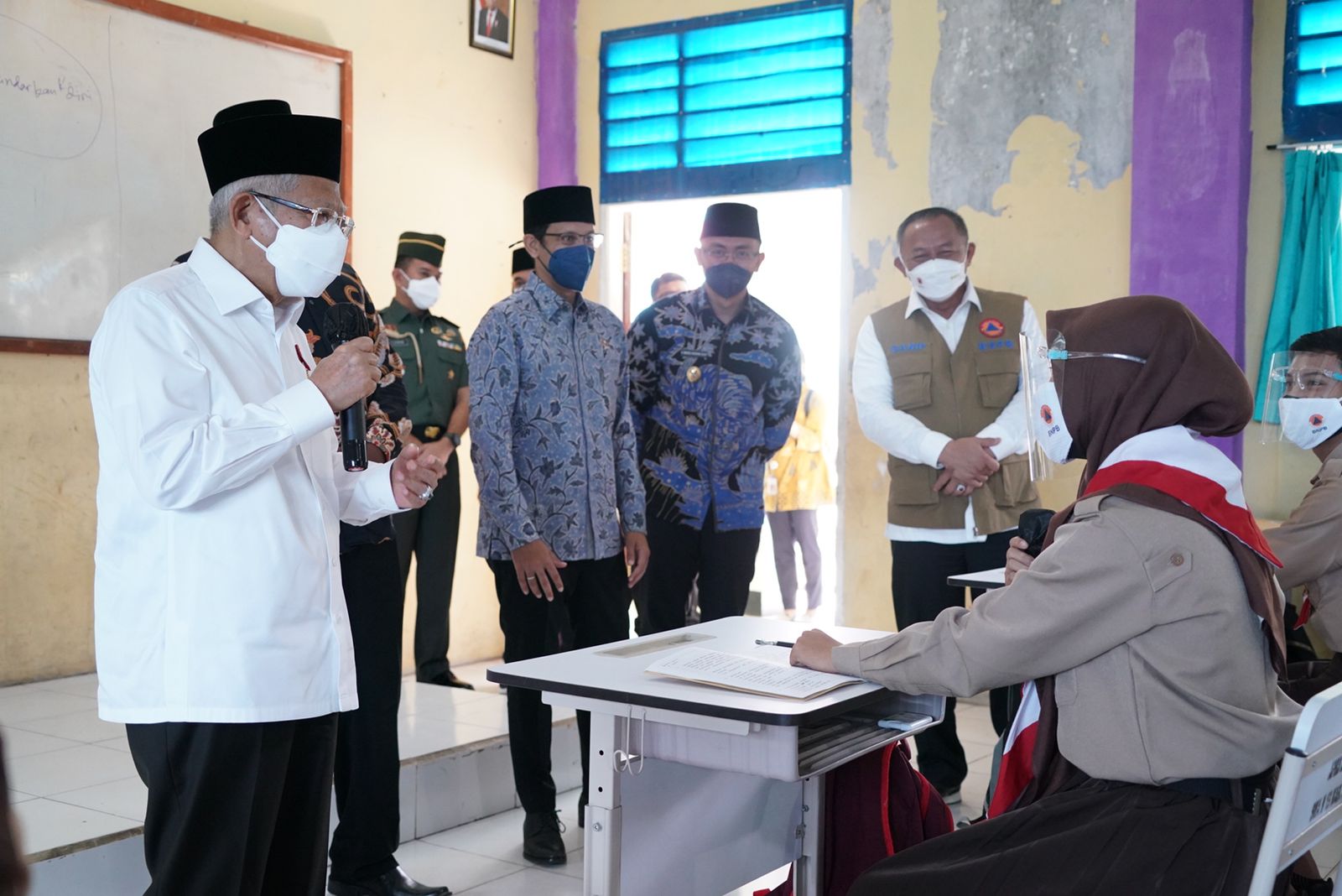 1000 Vaksinasi bagi Siswa Jelang Pembelajaran Tatap Muka di Banten