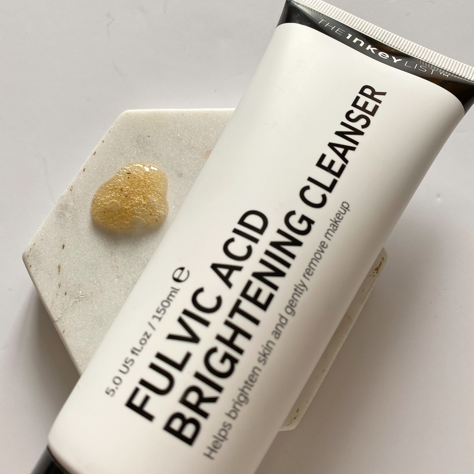 the inkey list fulvic acid brightening cleanser review