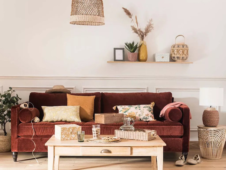 A Cosy Boho Living Space With a Drop Of Golden Sun!