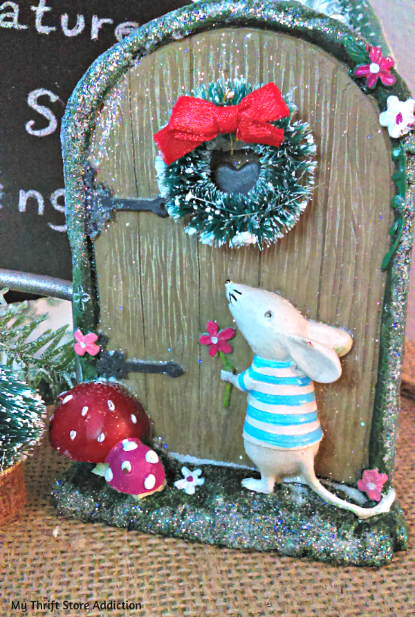 miniature Christmas vignette