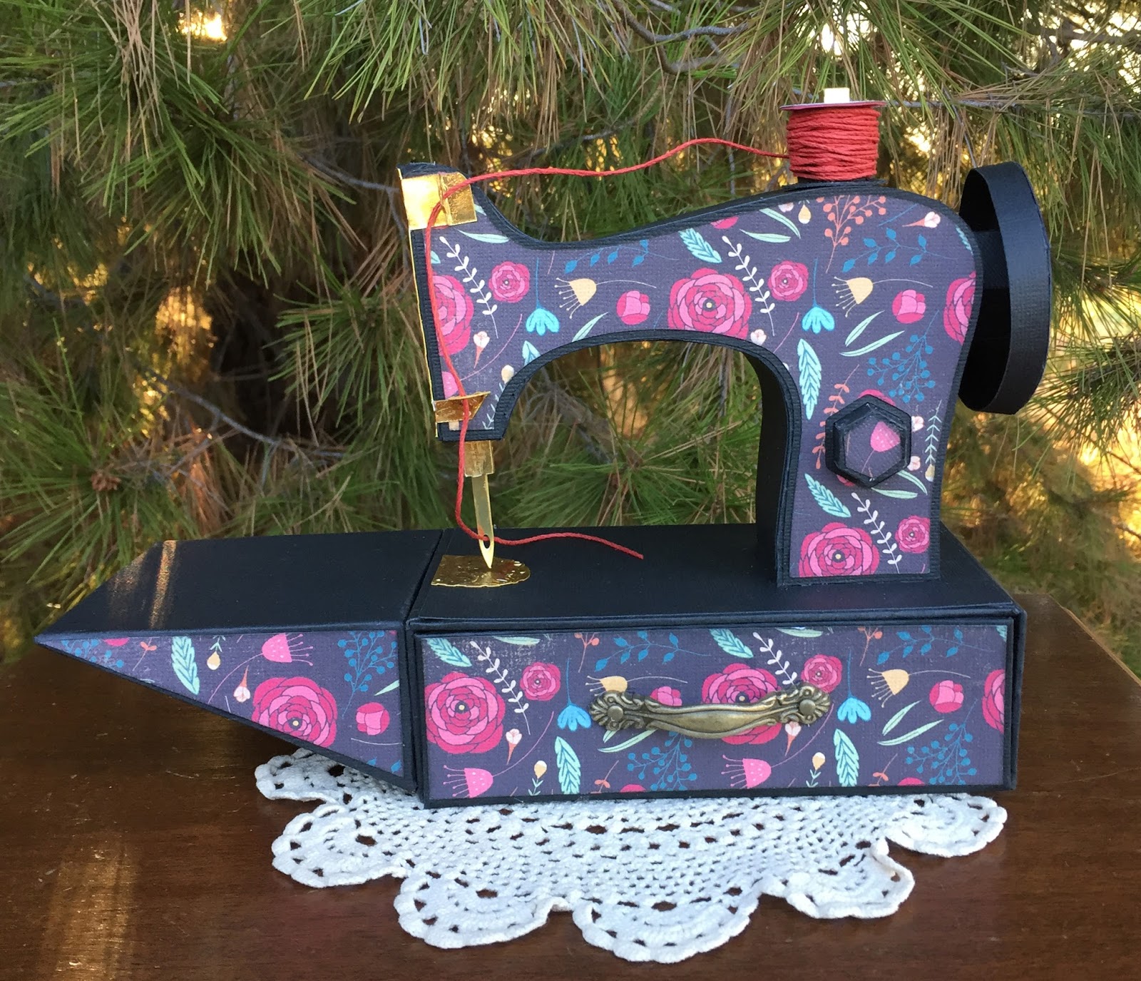 Deb's Crafty Side Sew Cute Sewing Machine