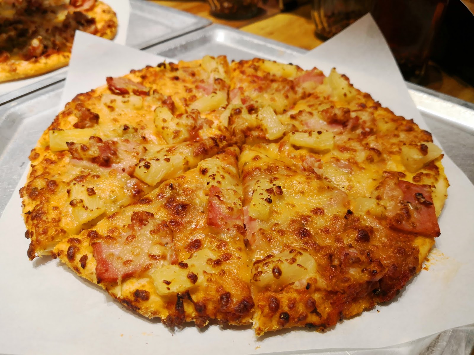 oc craft yellow cab launched 9 pizza at php 299 only