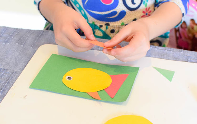  Invitation To Create- Under The Sea. Great fine motor ocean craft for preschool, kindergarten, or elementary kids. Open-ended project allows for creativity- kids can make fish, octopus, or other sea creatures!
