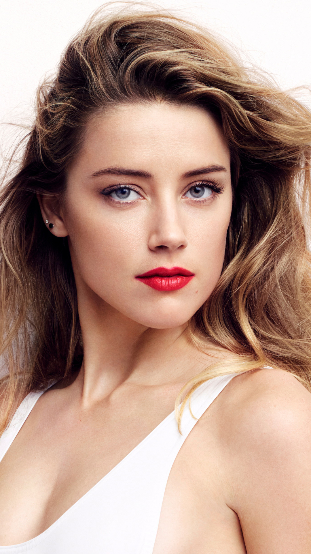 Amber heard hot photos you should not miss today!