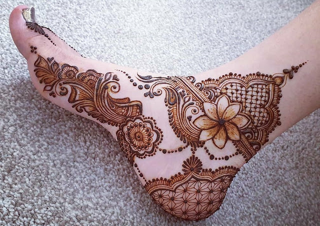 25 leg Mehndi designs with Arabic and Moroccan style mix – Let's Get Dressed