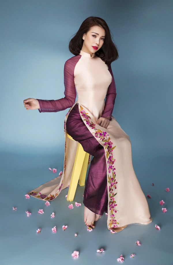 8 kiểu tóc kết hợp với áo dài đẹp nhất của mỹ nhân Việt - 3