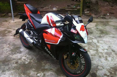 Modifikasi YZF-R125 Double Eyes Motor Vixion