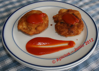  Huevos encapotados o Carlistas, con huevos de Carablanca enana 