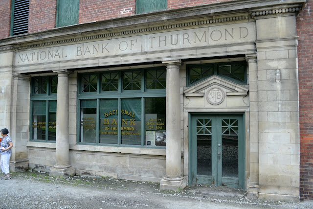 Національний банк Термонду (National Bank of Thurmond Building), Teрмонд, Західна Вірджинія (Thurmond, WV)
